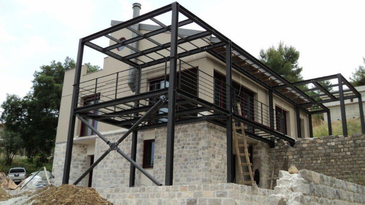 SUMMER HOUSE IN AGIOS KONSTANTINOS, FTHIOTIDA PREFECTURE