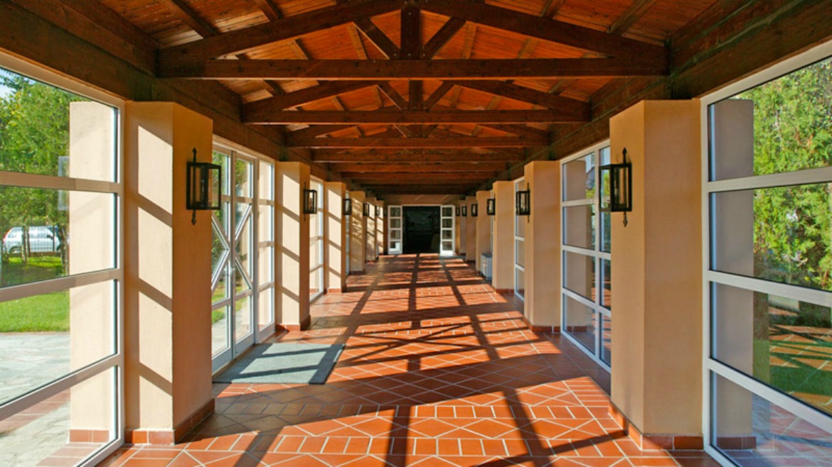 AMALIA HOTEL IN KALAMPAKA