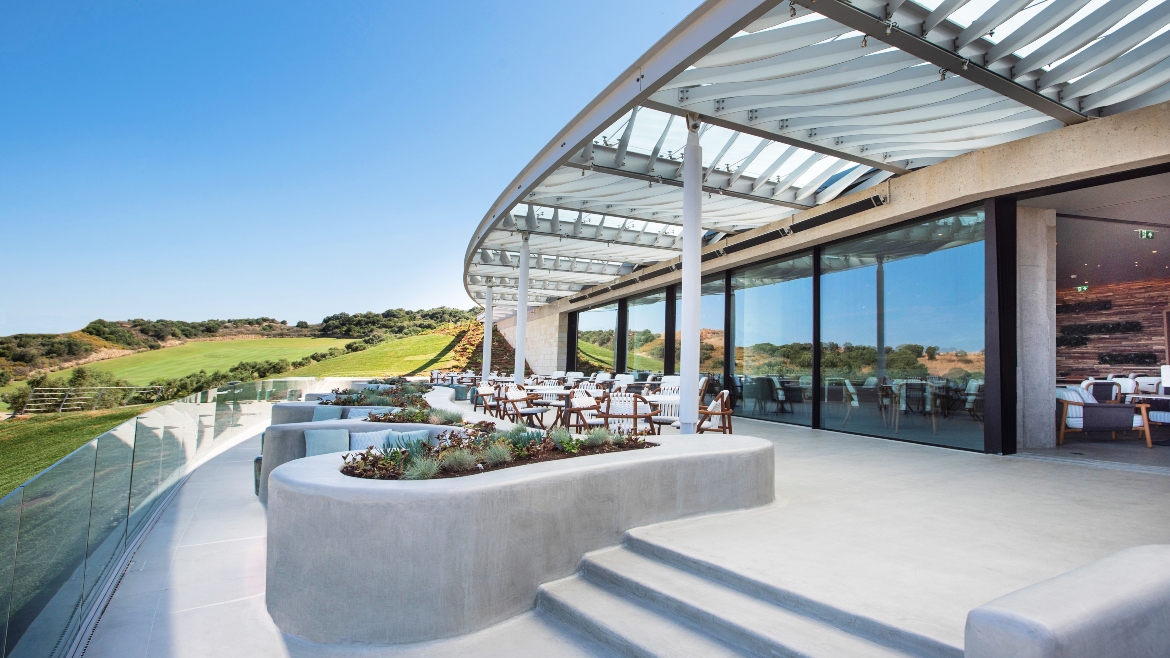 THE BAY COURSE GOLF CLUB HOUSE