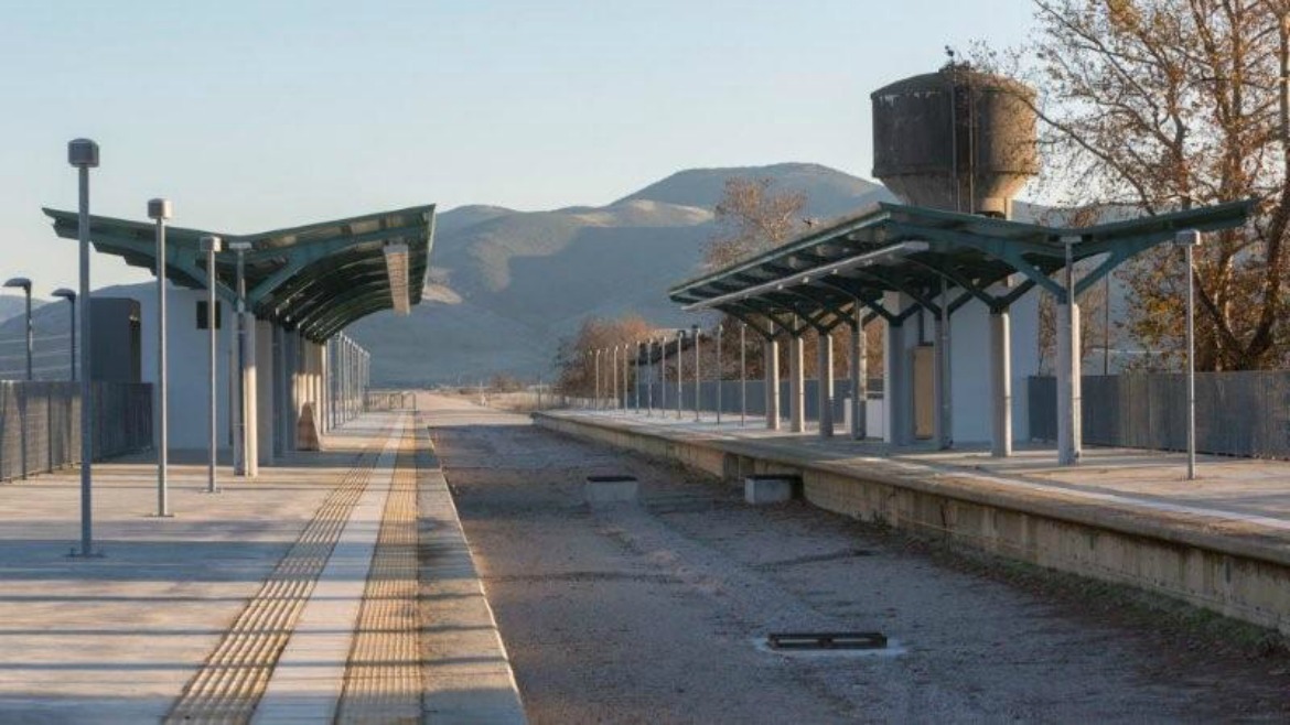 REFORM DESIGN OF THE LIANOKLADI AND DOMOKOS RAILWAY STATION AND DESIGN OF THE NEW RAILWAY STATION IN AG. STEFANOS (NEW LIANOKLADI - DOMOKOS DUAL RAILWAY ROUTE) REFORM DESIGN OF THE LIANOKLADI AND DOMOKOS RAILWAY STATION AND DESIGN OF THE NEW RAILWAY STATION IN AG. STEFANOS (NEW LIANOKLADI - DOMOKOS DUAL RAILWAY ROUTE)
