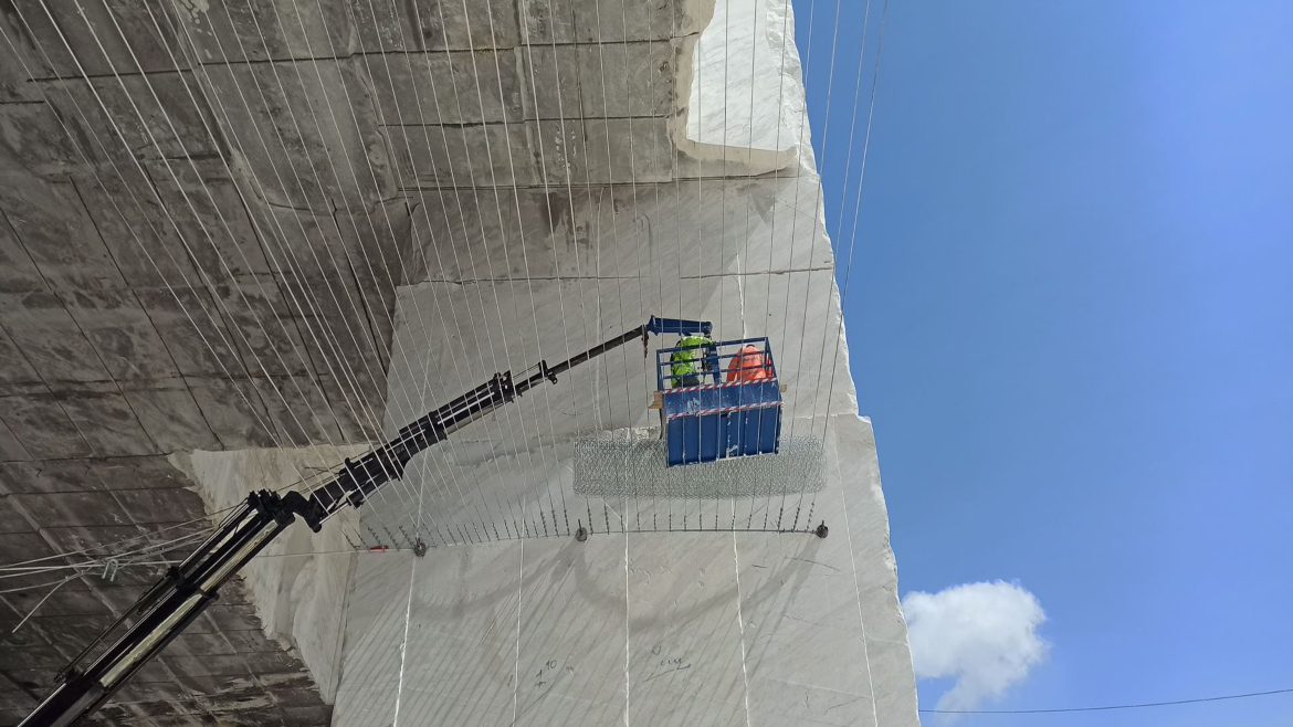 ROCKFALL PROTECTION SYSTEM 