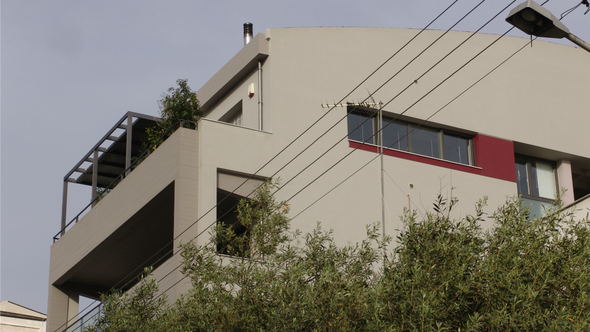 FOUR-STOREY RESIDENTIAL BUILDING IN ATHENS
