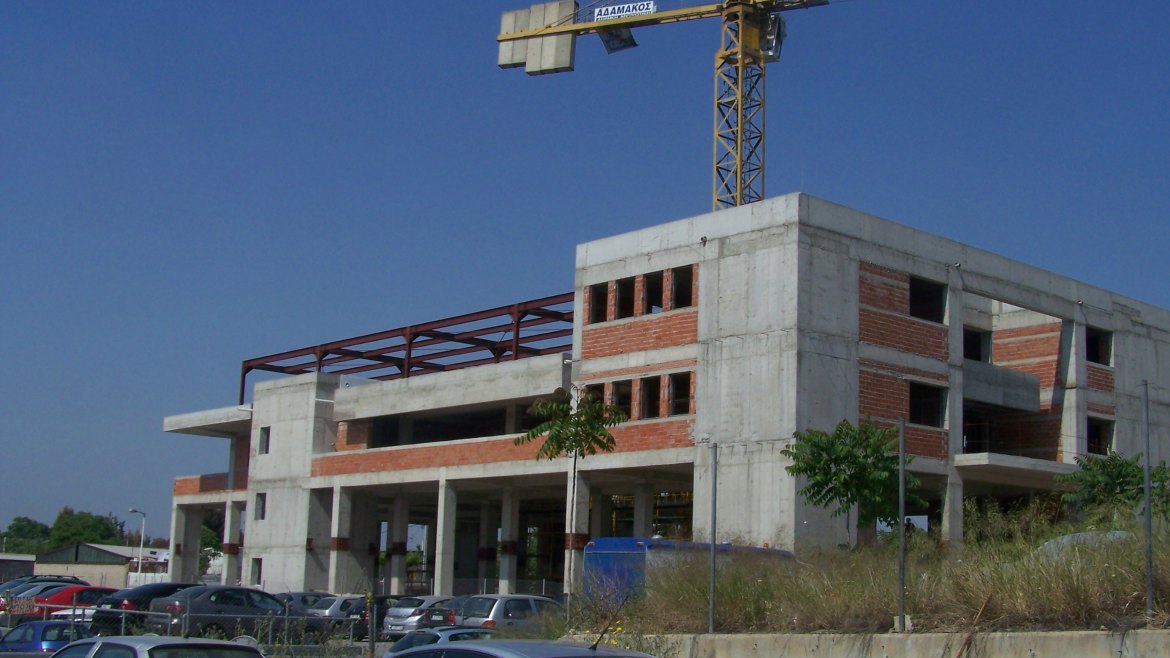 THREE-STOREY HANDCRAFT ENERGY SAVING BUILDING WITH TWO BASEMENTS AT ELEONAS AREA (ATHENS MUNICIPALITY)