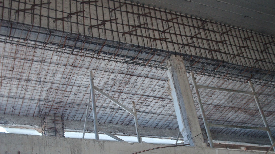 ADDITION OF 3 STORIES TO AN EXISTING SINGLE-STORY BUILDING IN GAZI, ATHENS