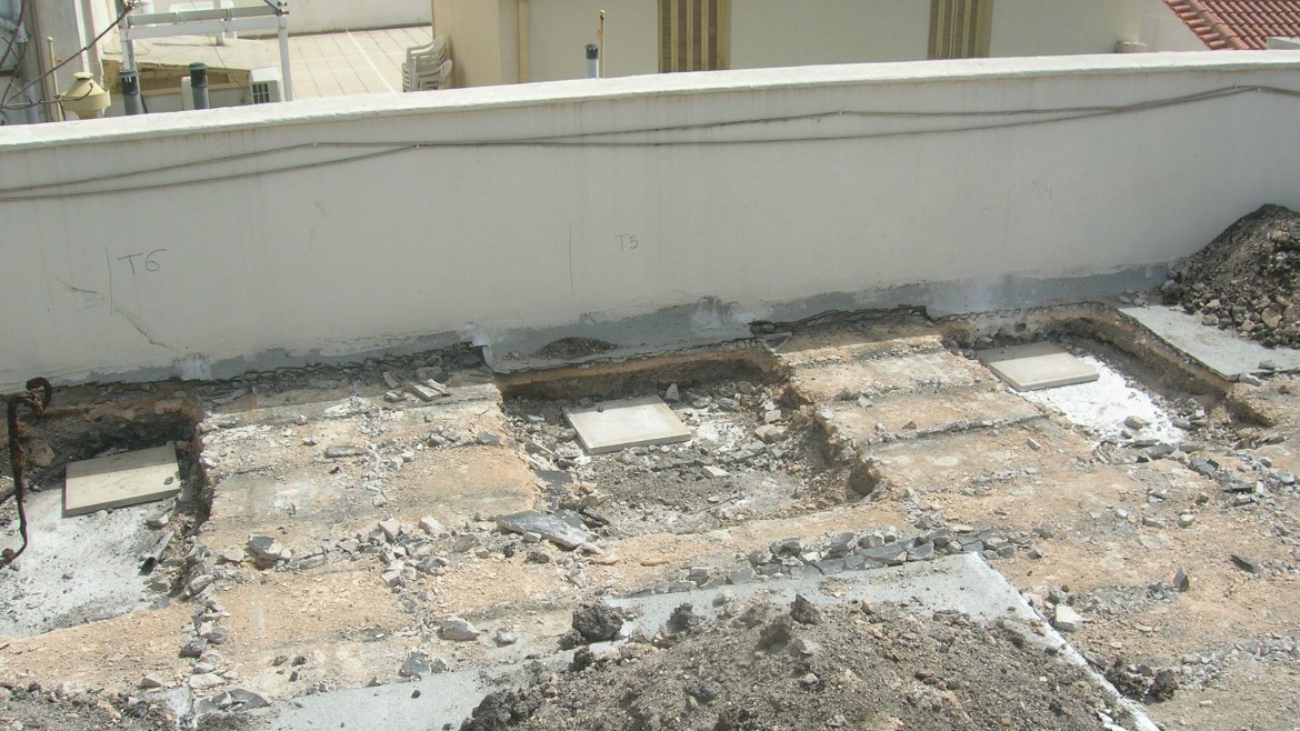 ADDITION OF A FLOOR AND EXTENSION OF A RESIDENCE IN KOUKAKI, ATHENS ADDITION OF A FLOOR AND EXTENSION OF A RESIDENCE IN KOUKAKI, ATHENS